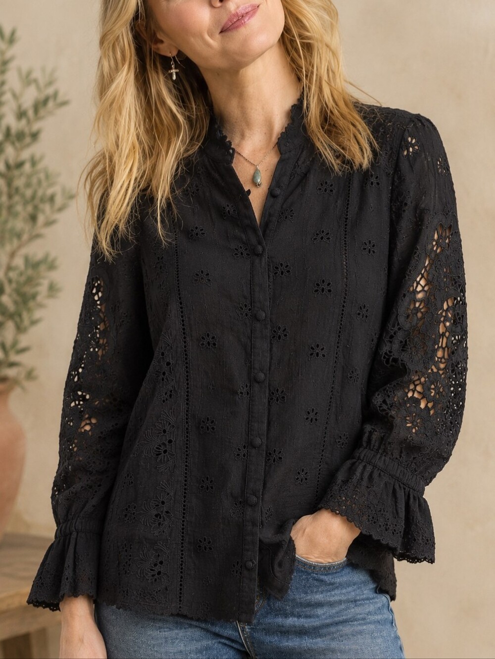 Sundance Eyelet Lace Button-Front Blouse Long Sleeve Ruffle Sleeve Boho Sz S